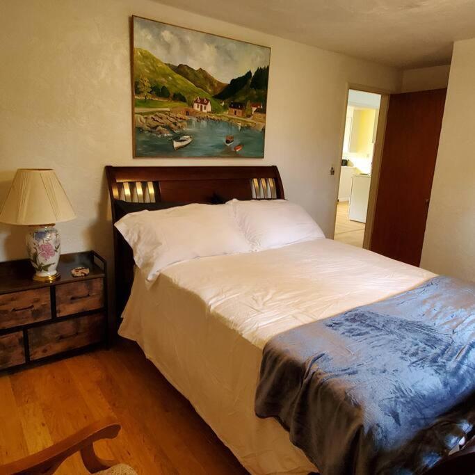 Sweet 2 Bedroom Close To U Of Oregon & Track! Юджийн Екстериор снимка