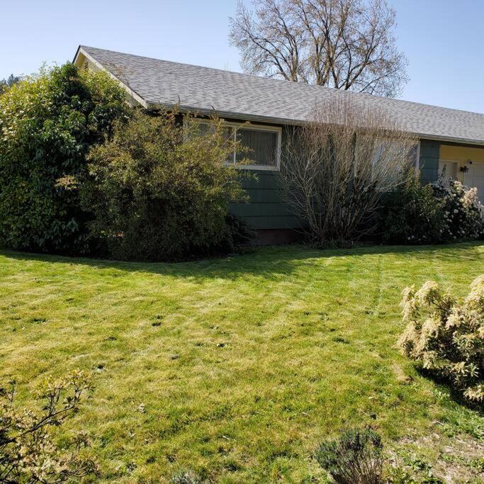 Sweet 2 Bedroom Close To U Of Oregon & Track! Юджийн Екстериор снимка
